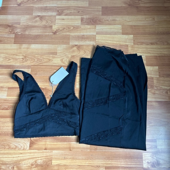 Meshki 2 piece set - Picture 7 of 7